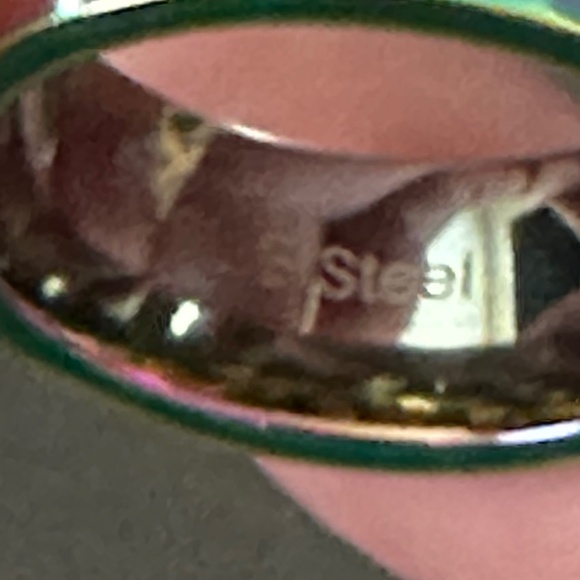 Stainless Steel Rainbow spinning band/ring. Center Braid Spins - Picture 8 of 9